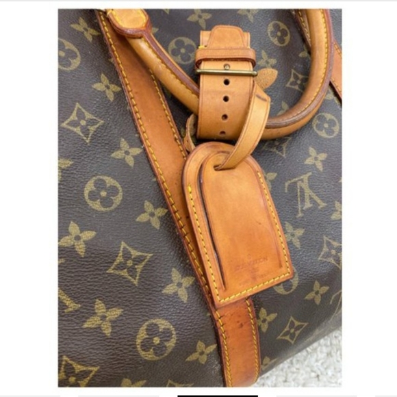 Authentic Louis Vuitton Monogram Keepall 50 - Picture 4 of 10